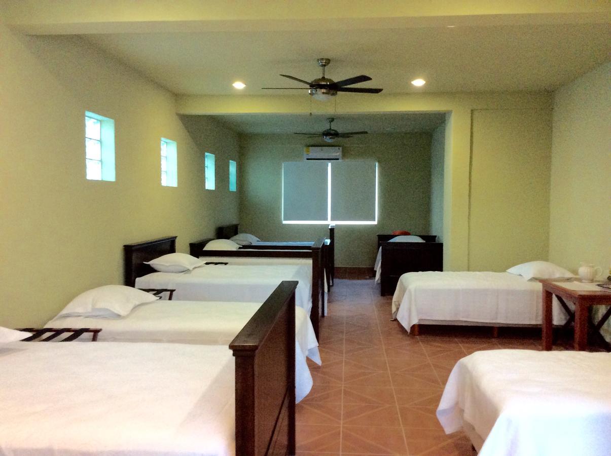Casa Paloma Blanca Hostel Isla Mujeres Esterno foto
